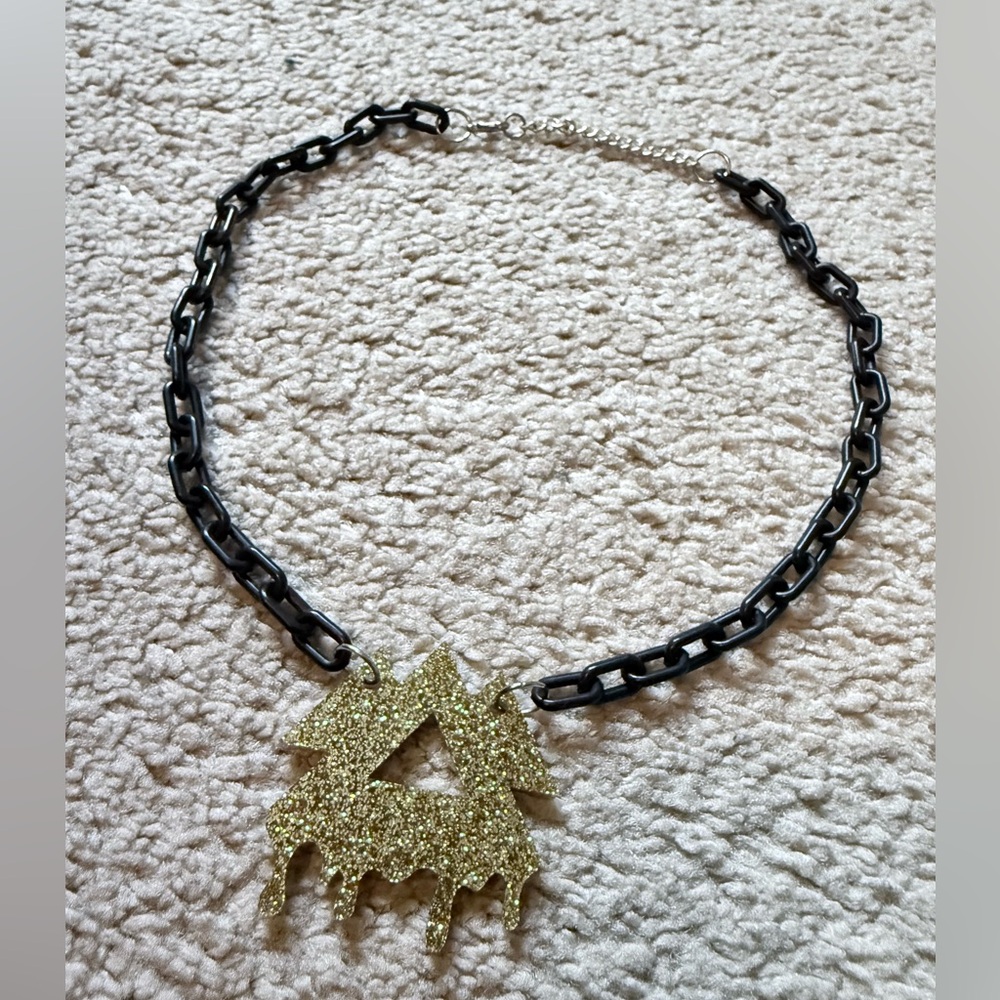 Wakaan - Gold/Black Necklace and Earrings Set - Picture 2 of 5